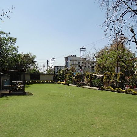 Hotel Saurabh Candy By Peppermint Haldwani Exterior photo