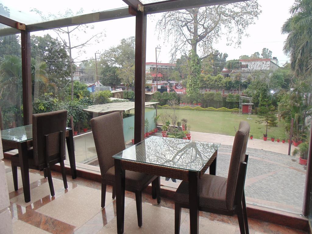 Hotel Saurabh Candy By Peppermint Haldwani Exterior photo