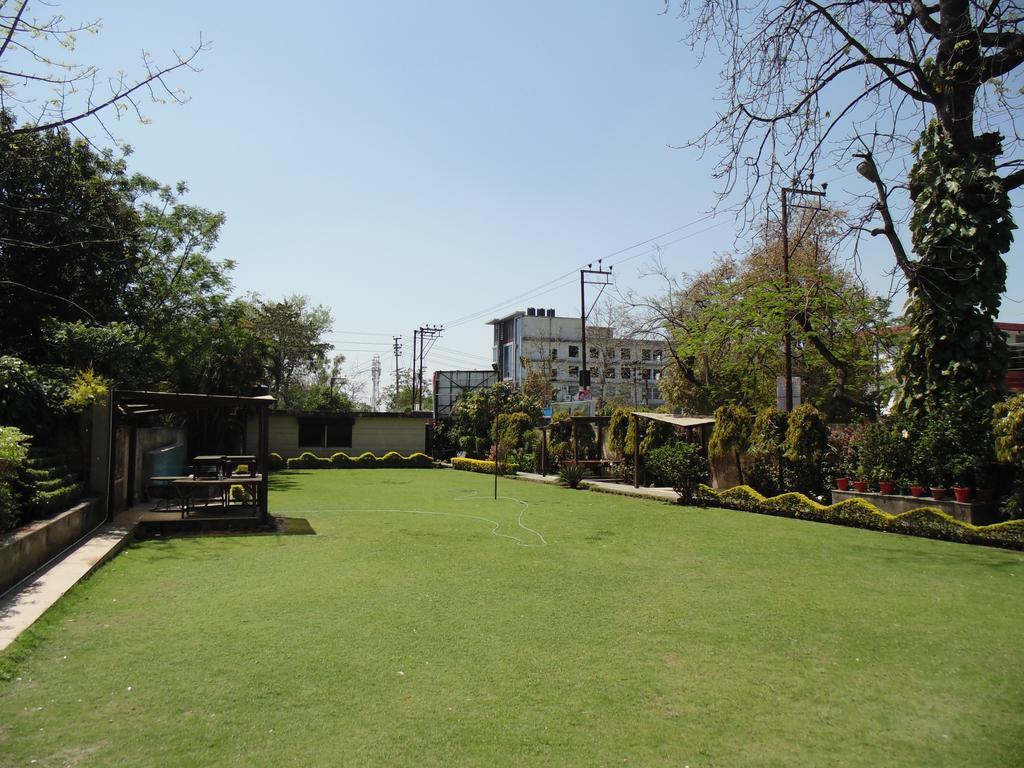 Hotel Saurabh Candy By Peppermint Haldwani Exterior photo