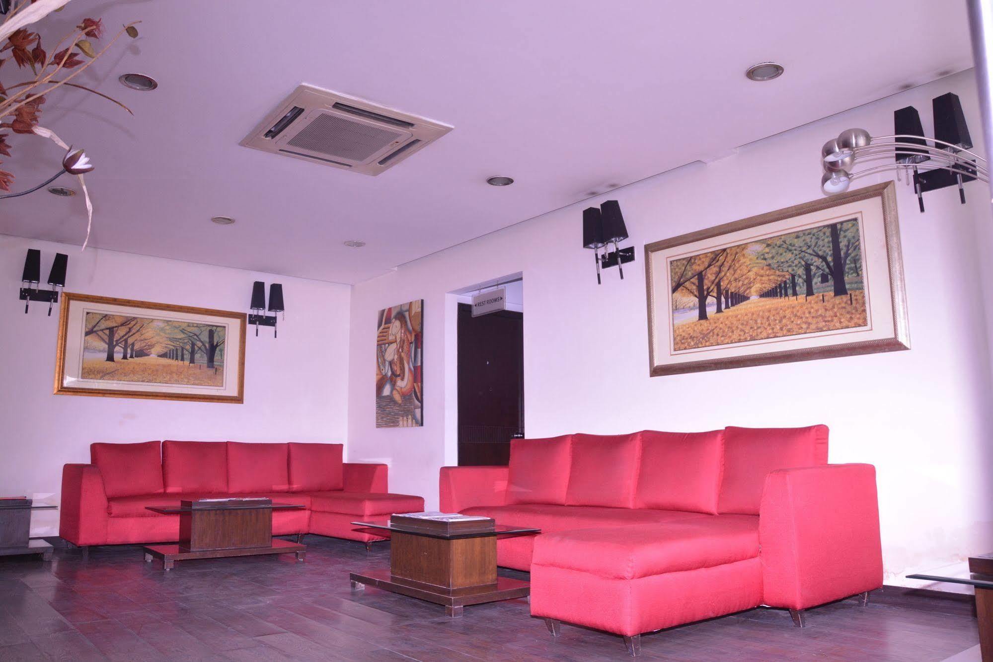 Hotel Saurabh Candy By Peppermint Haldwani Exterior photo